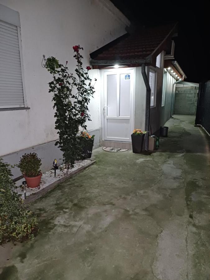 Apartman “Sanja” Пирот Екстериор снимка