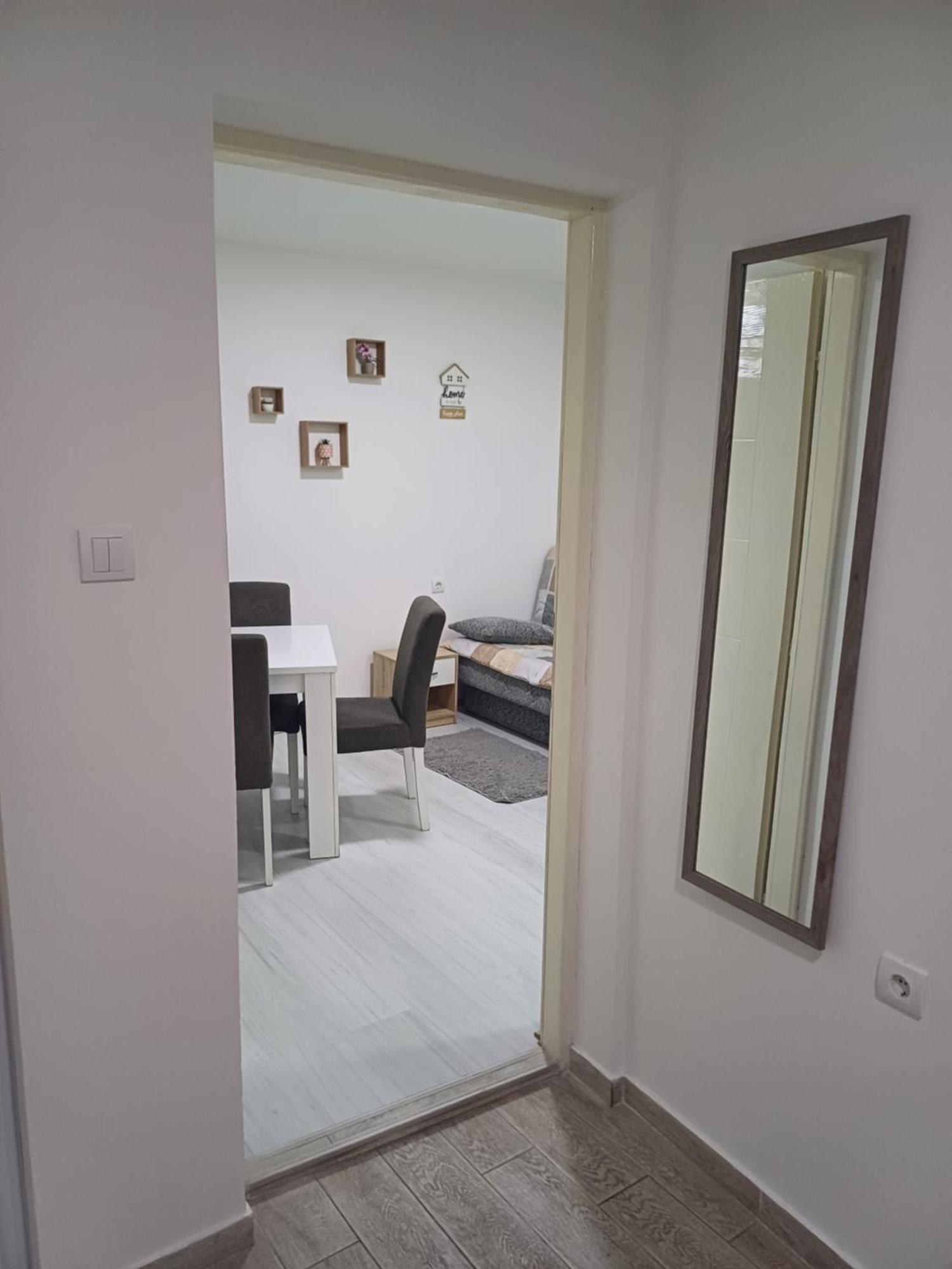 Apartman “Sanja” Пирот Екстериор снимка